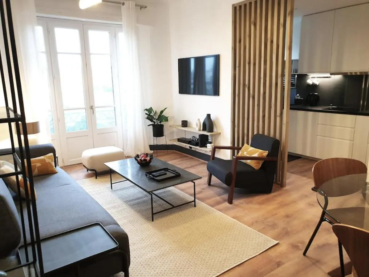 Apartment Le 5E - Appartement Design Dans Un Ancien Palace Vichy